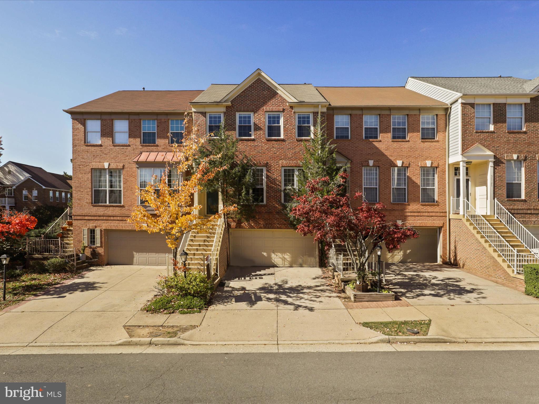 POTOMAC LAKES - Residential