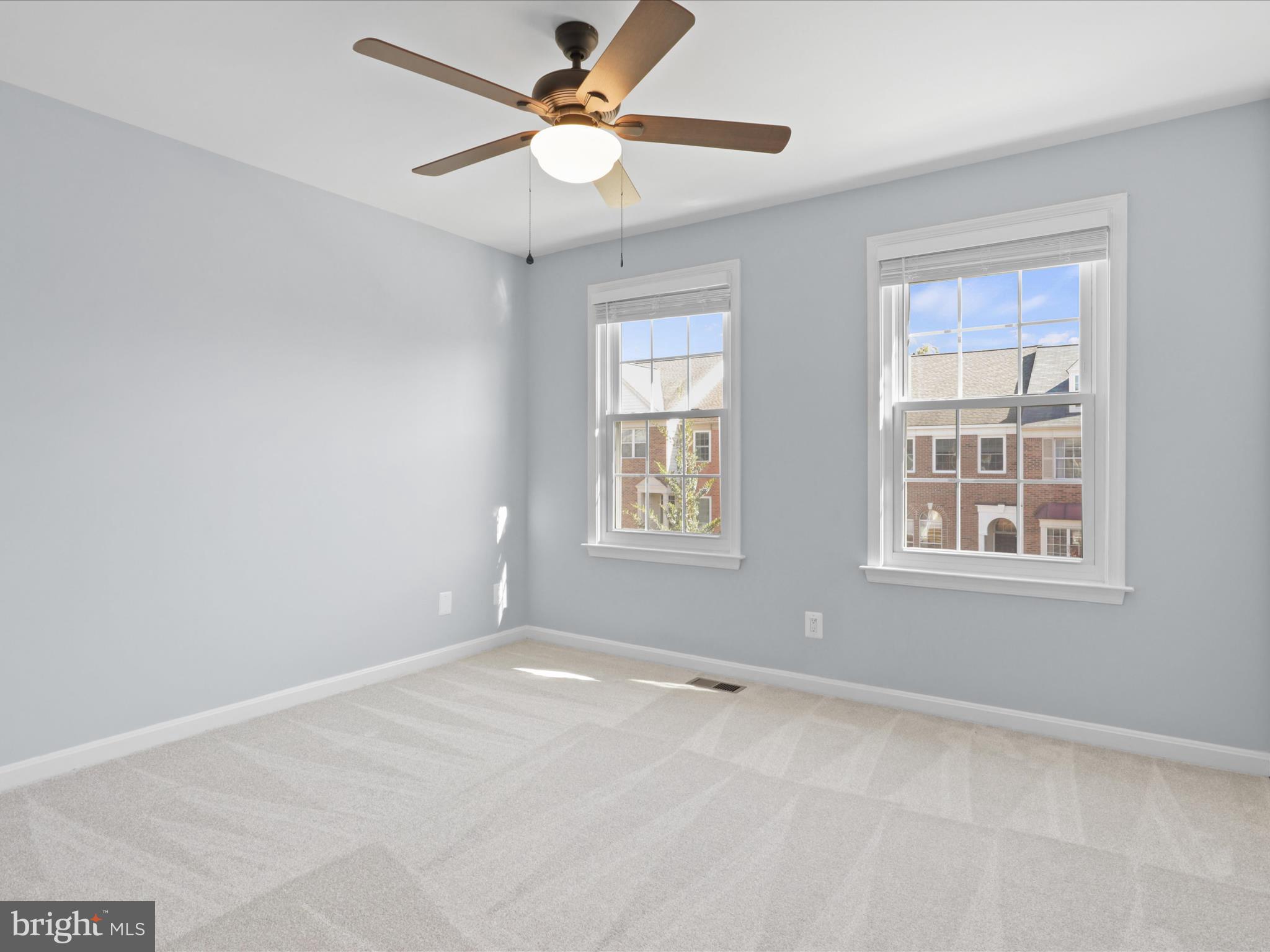 POTOMAC LAKES - Residential