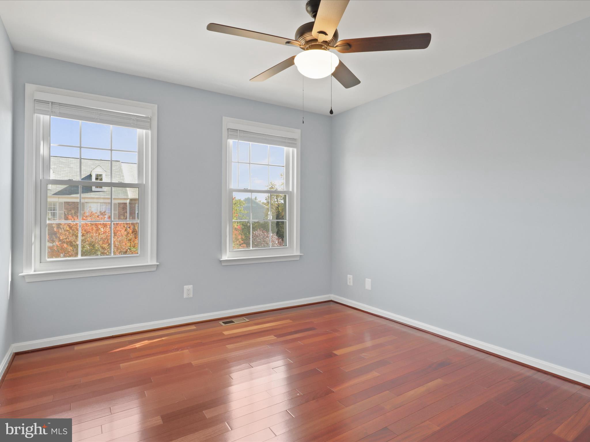 POTOMAC LAKES - Residential