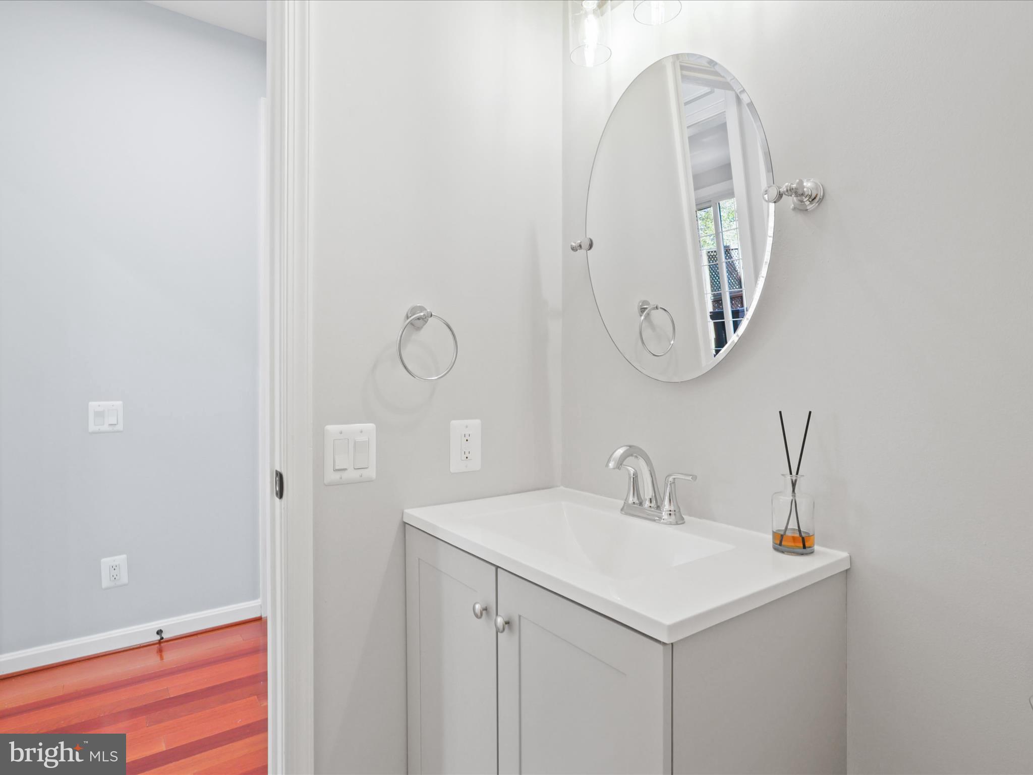 POTOMAC LAKES - Residential