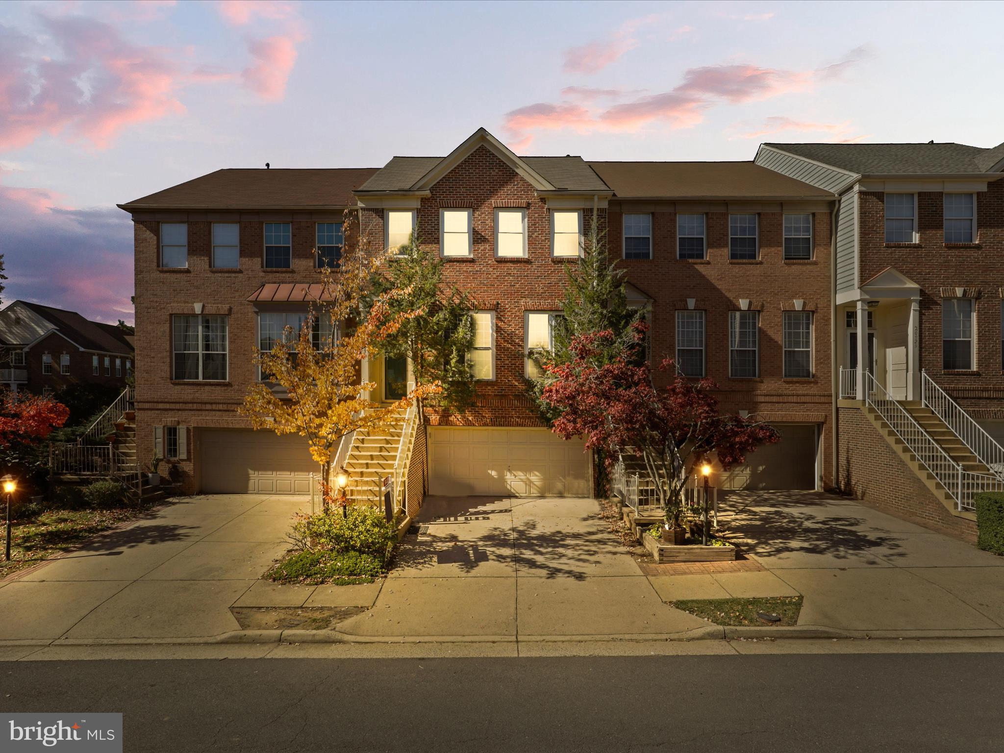 POTOMAC LAKES - Residential