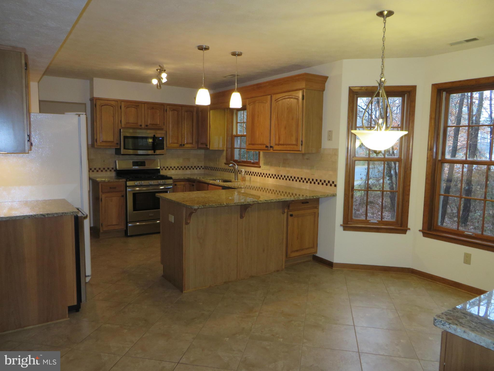 SYCAMORE HOLLOW OF WLDWD - Residential Lease