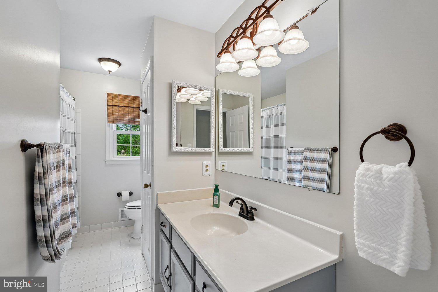 BROOKFIELD WOODS - Residential
