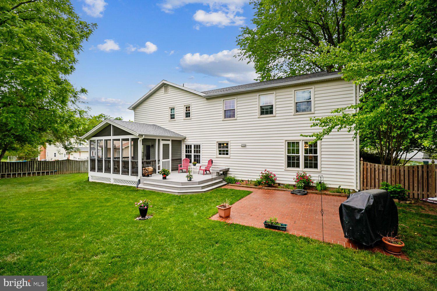 BROOKFIELD WOODS - Residential