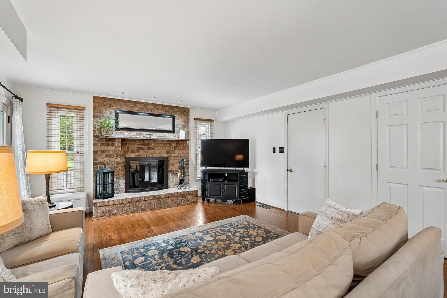 BROOKFIELD WOODS - Residential