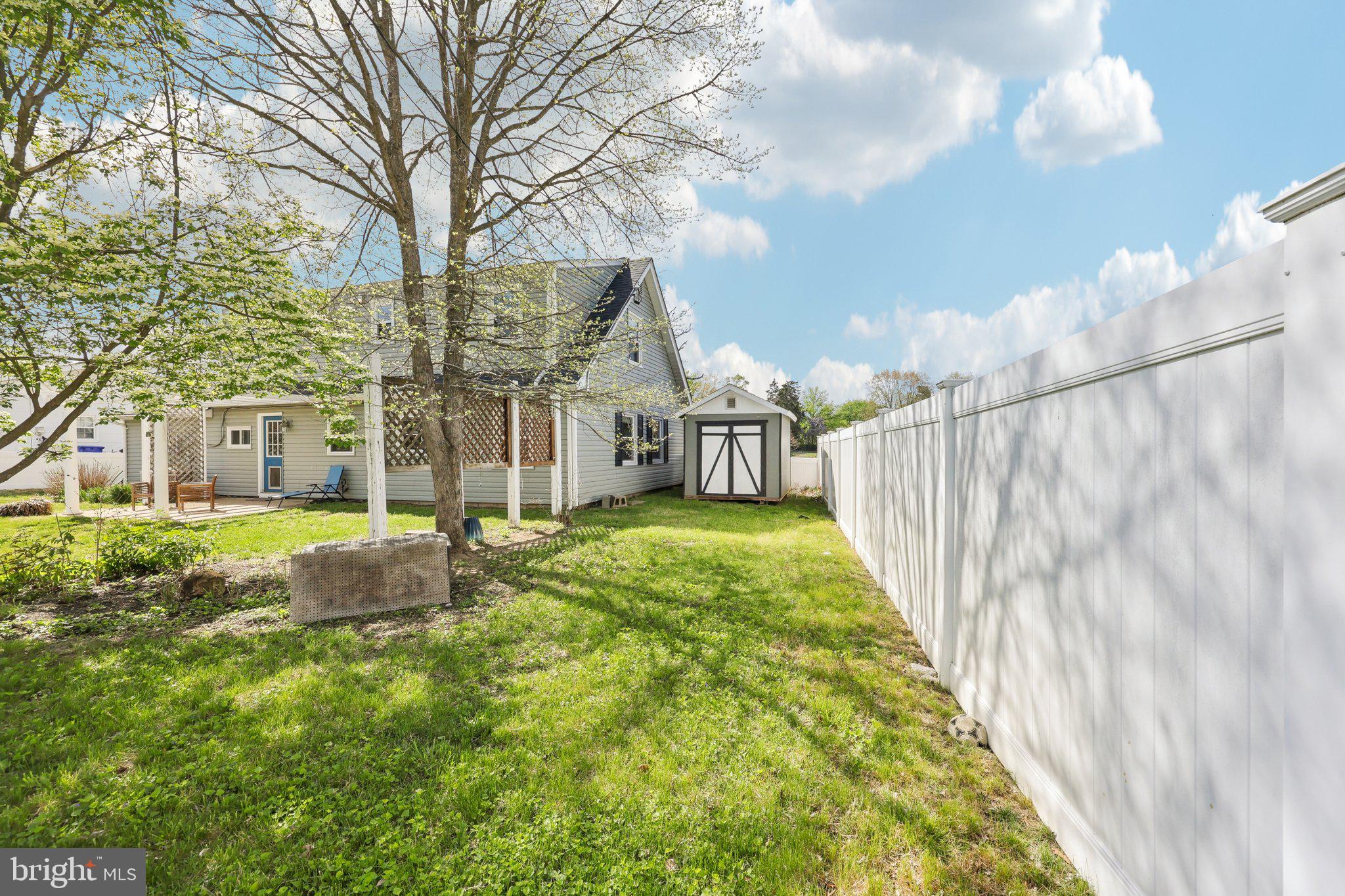 SOMERSET AT BELAIR - Residential