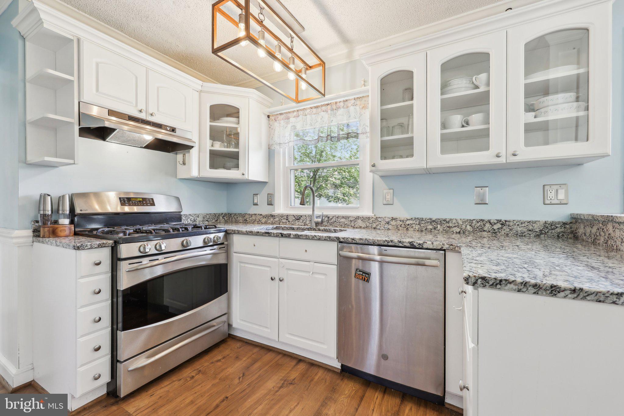 SOMERSET AT BELAIR - Residential