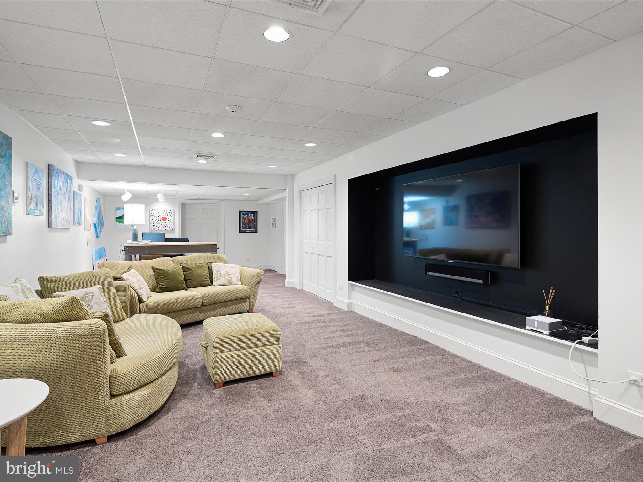 FAIR HILL - Residential