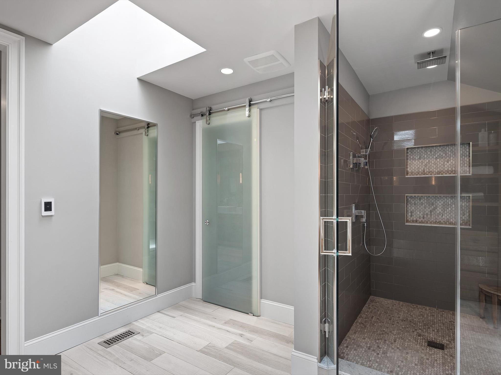 FAIR HILL - Residential