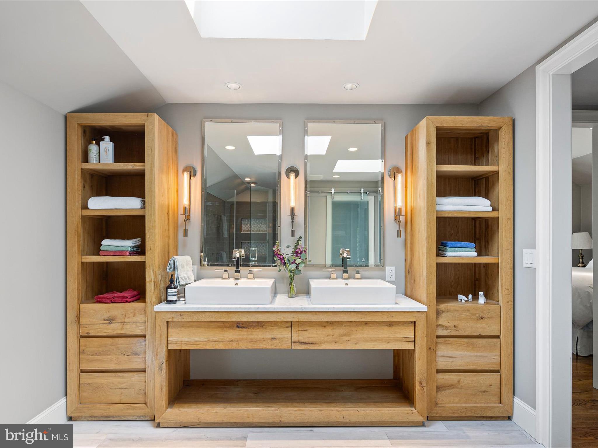 FAIR HILL - Residential