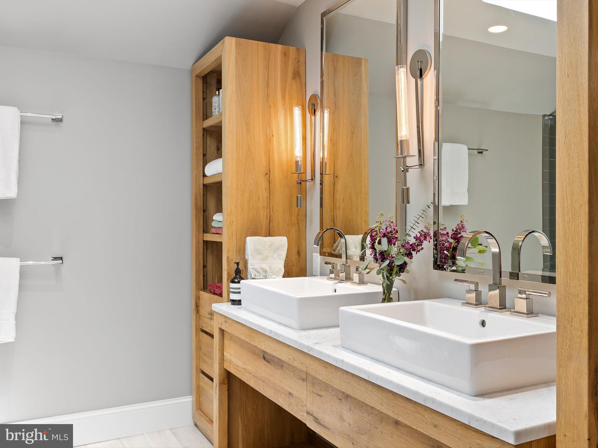 FAIR HILL - Residential