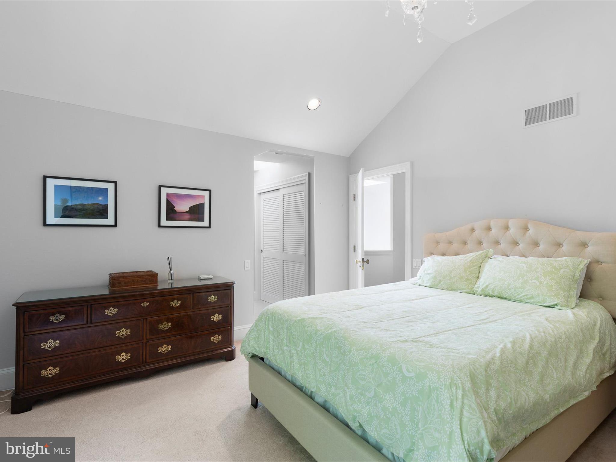 FAIR HILL - Residential