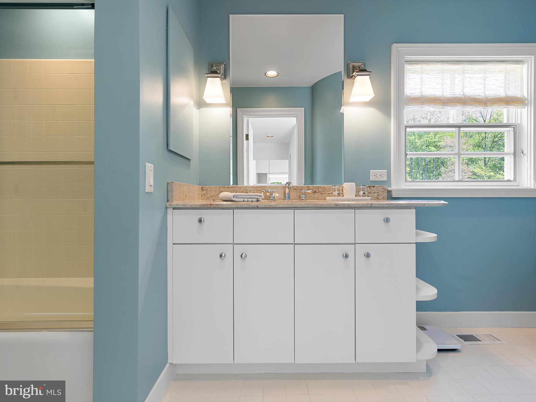 FAIR HILL - Residential