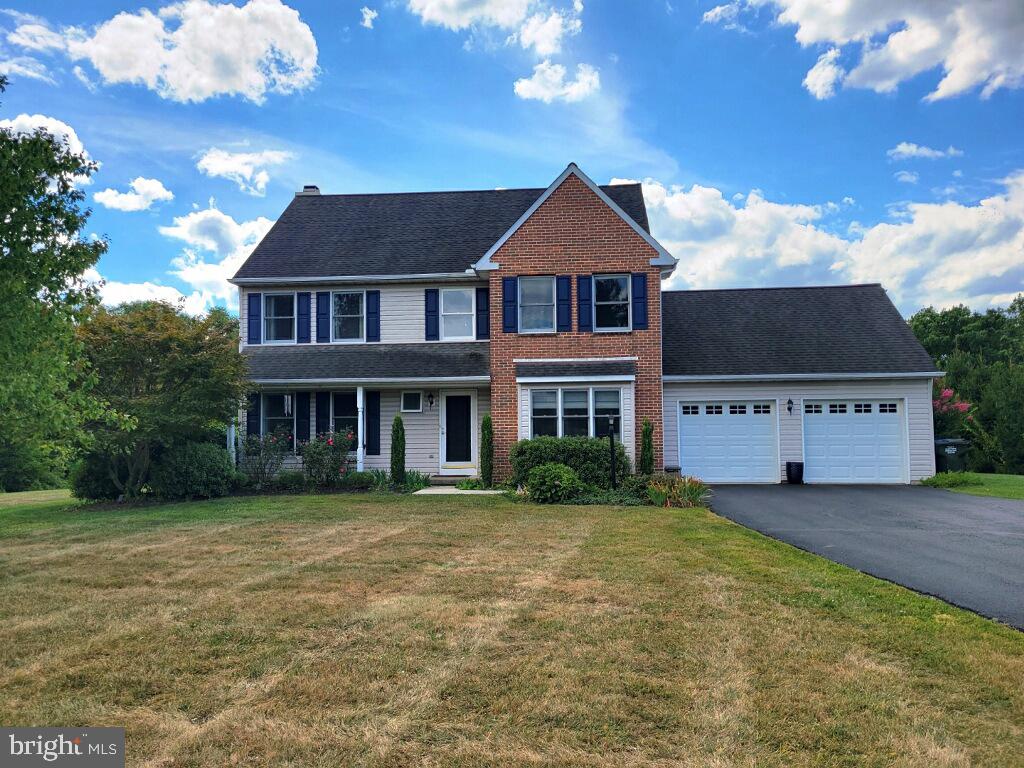 Welcome to 1220 Roberts Rd located in the Twin Ponds Development in the Boyertown School District. This 1+ acre lot backs up to fields and woods and is just a few minutes drive to Rt 100, shopping, restaurants, golf and other amenities. The well appointed kitchen, breakfast area, living room, dining room (currently being used as a sitting room) family room, half bath and laundry are located on the main floor. Four bedrooms and two full baths are located on the upper level and the lower level is waiting to be finished for additional living space. The rear deck and partially fenced rear yard are just off the breakfast area and very quiet. Call for your private tour.
Open House on Sun 9/14/2025 12-2pm