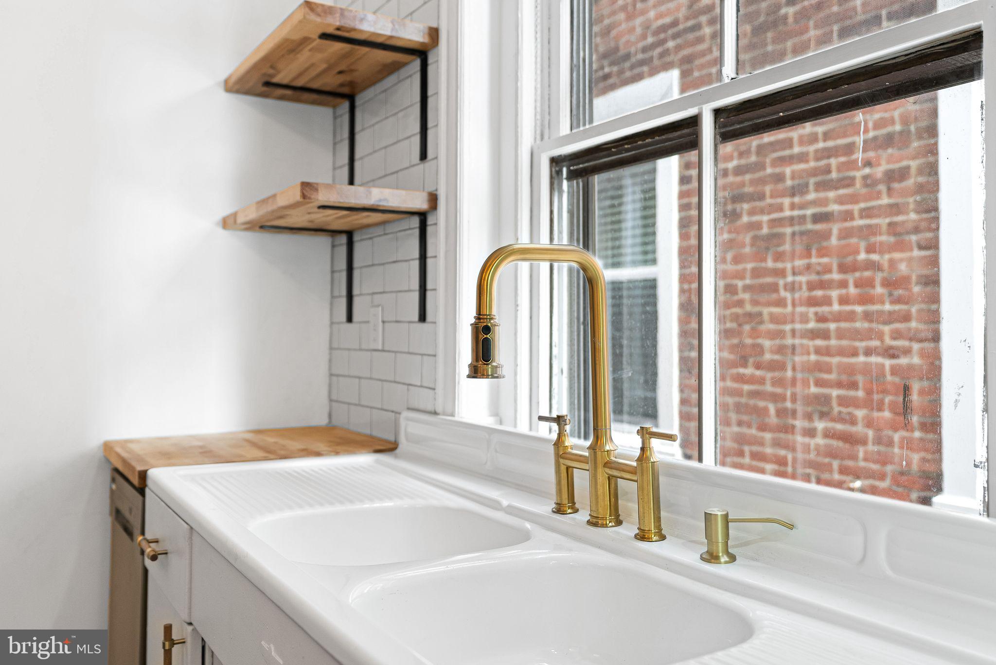 GERMANTOWN - Residential