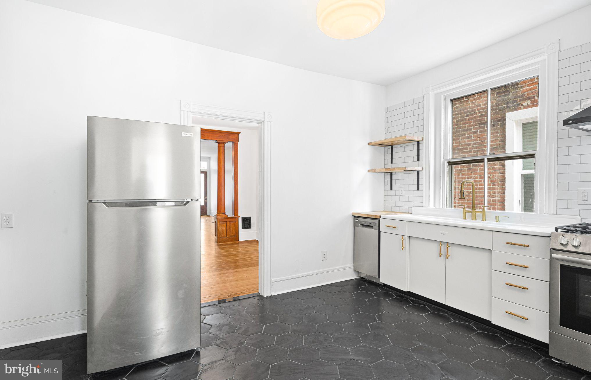 GERMANTOWN - Residential