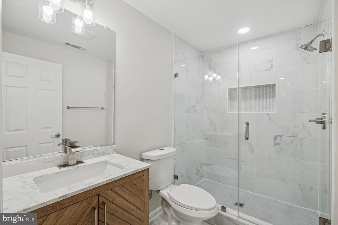 FRANKLIN FARM - Residential