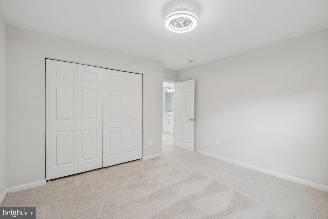 FRANKLIN FARM - Residential