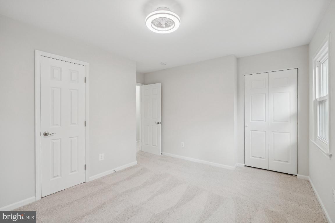 FRANKLIN FARM - Residential