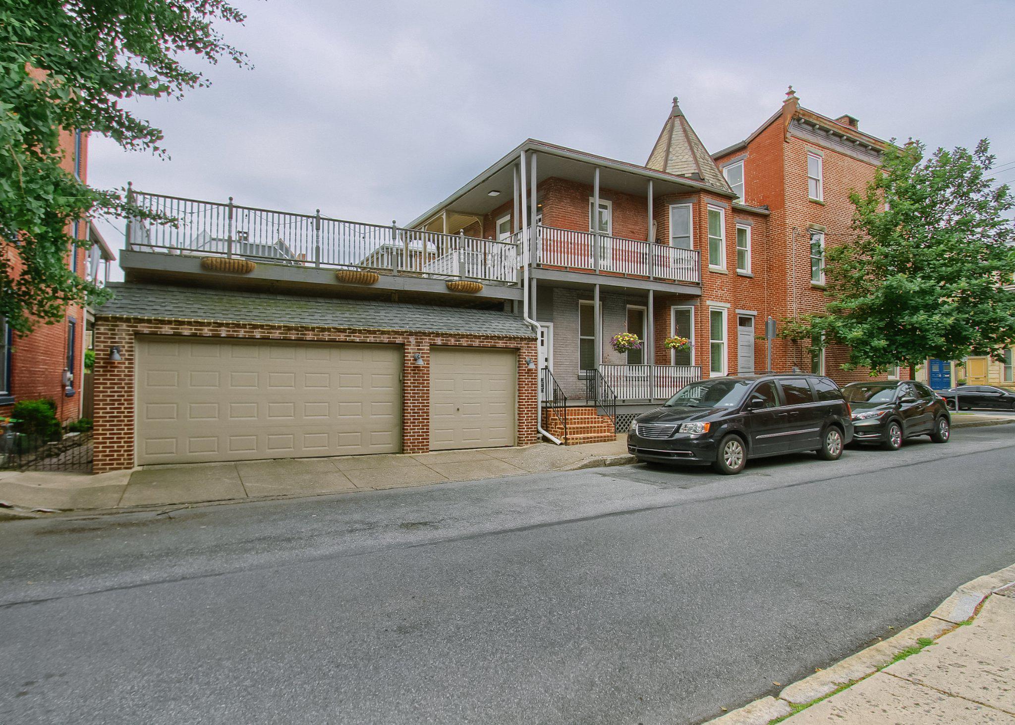 205 HARRIS STREET