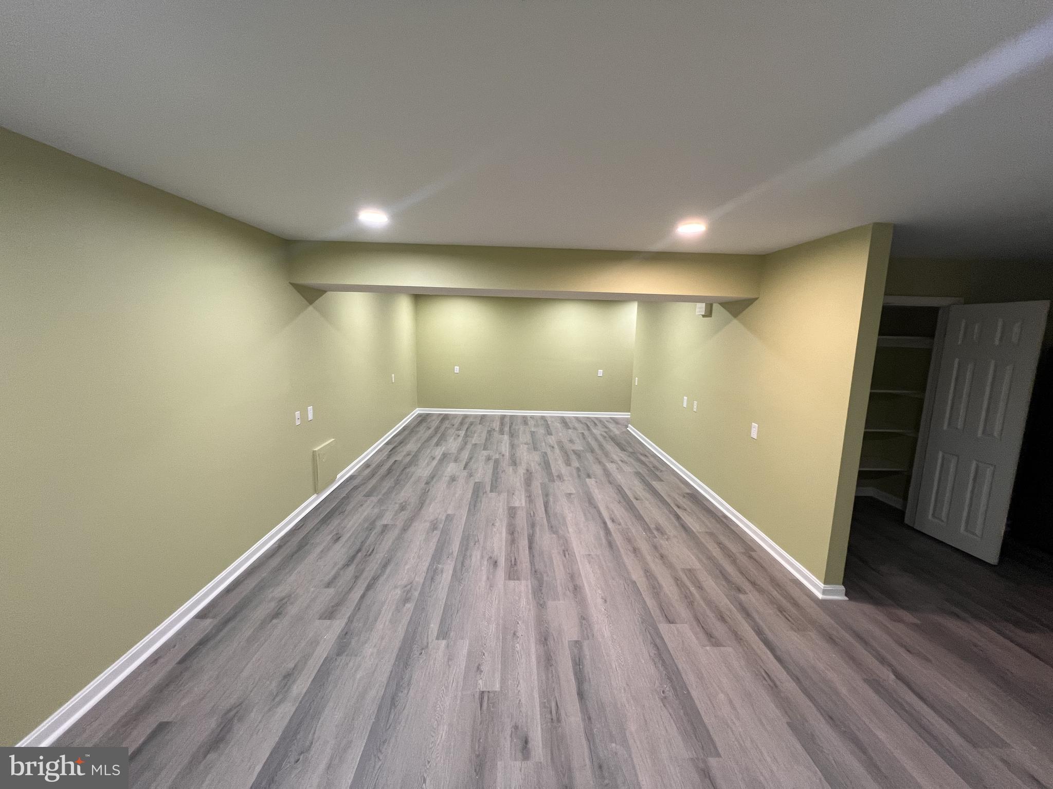 VALLEY VUE - Residential Lease