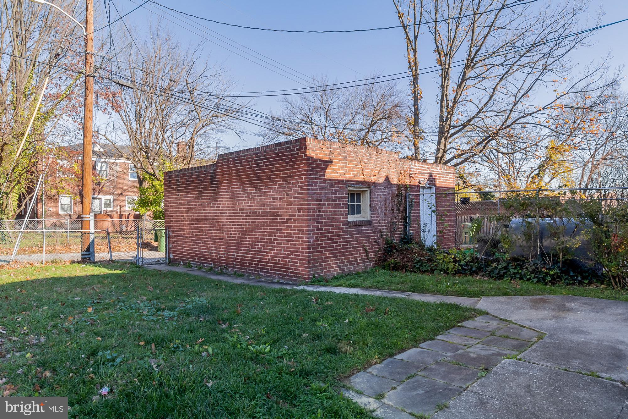 NORTHWOOD - Residential