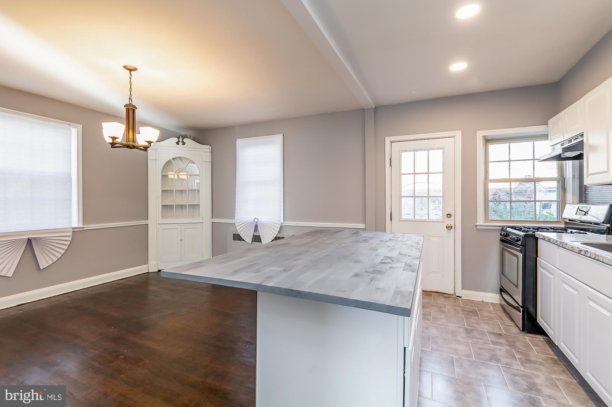 NORTHWOOD - Residential