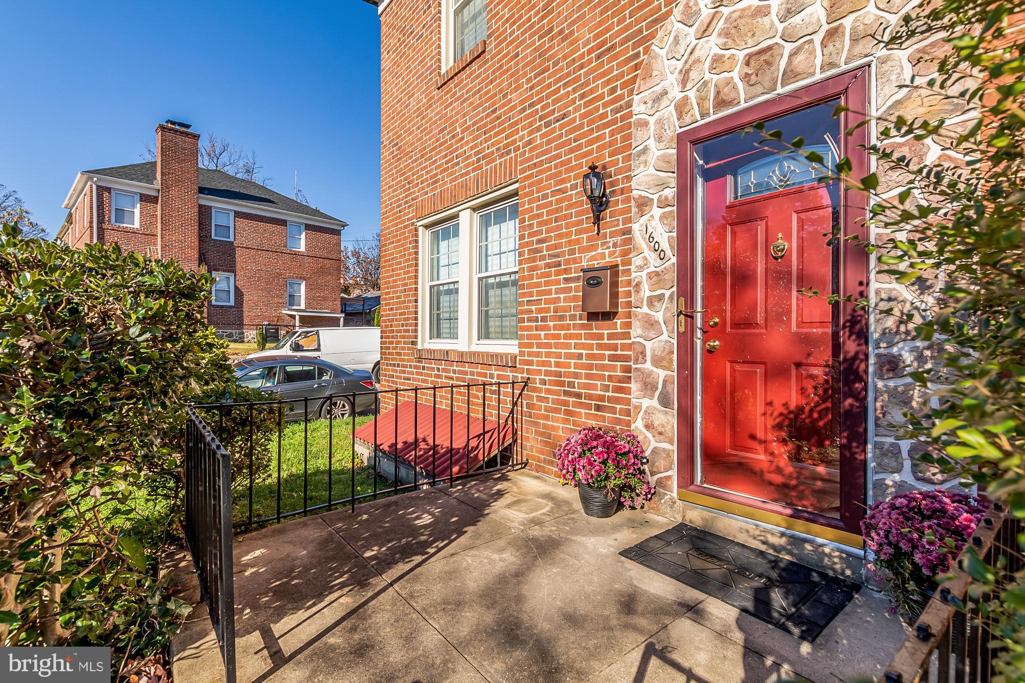 NORTHWOOD - Residential