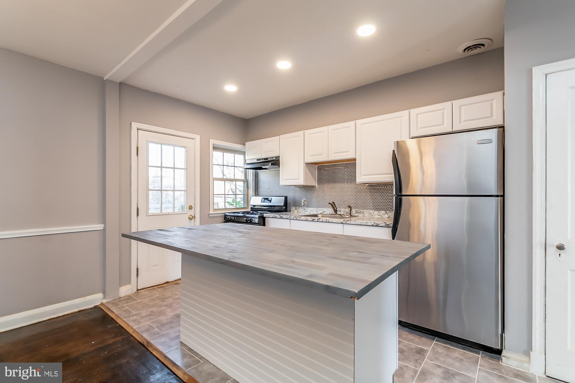 NORTHWOOD - Residential