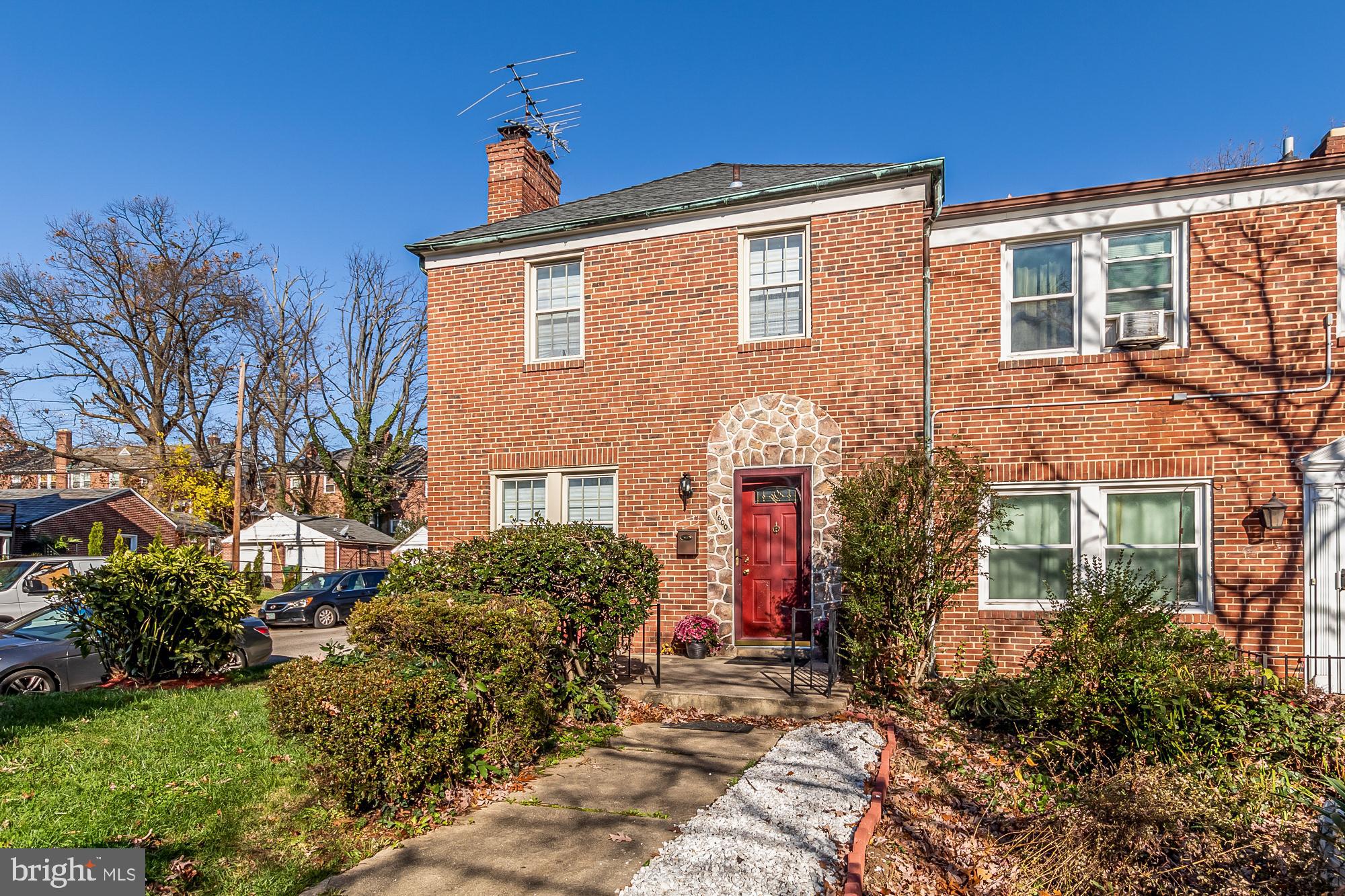 NORTHWOOD - Residential