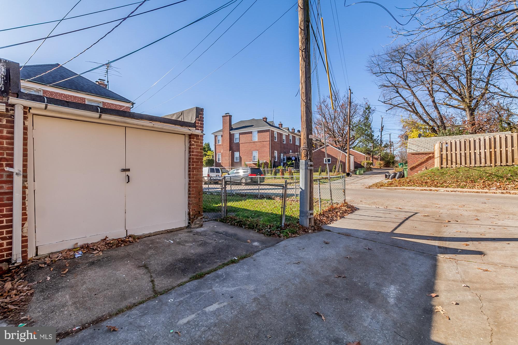 NORTHWOOD - Residential