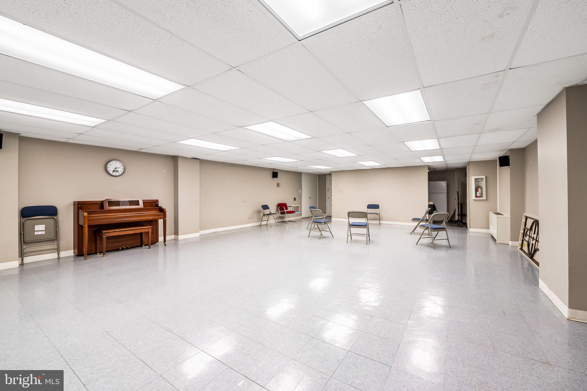 PIKESVILLE - Residential