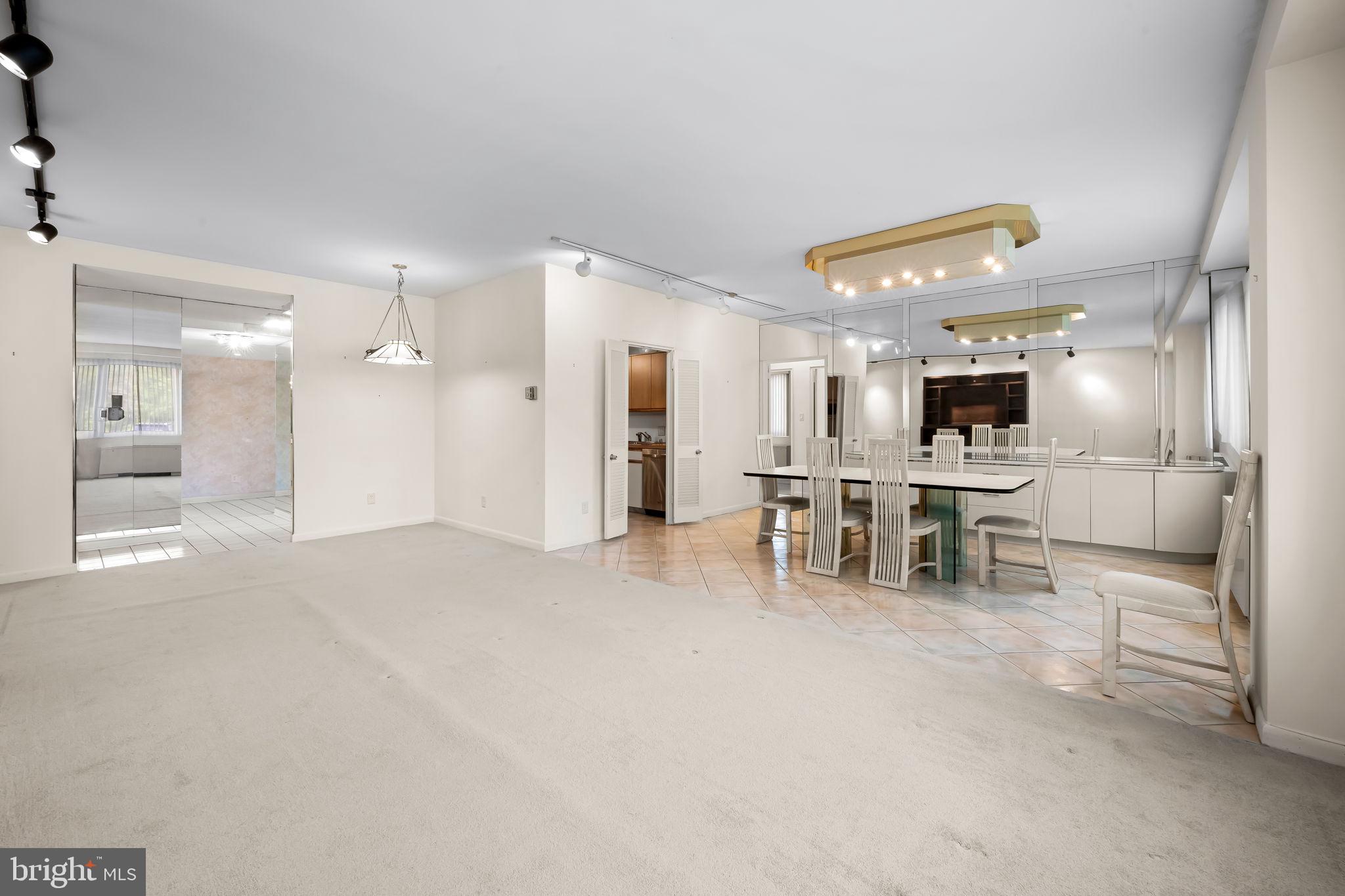 11 SLADE AVENUE 101A
