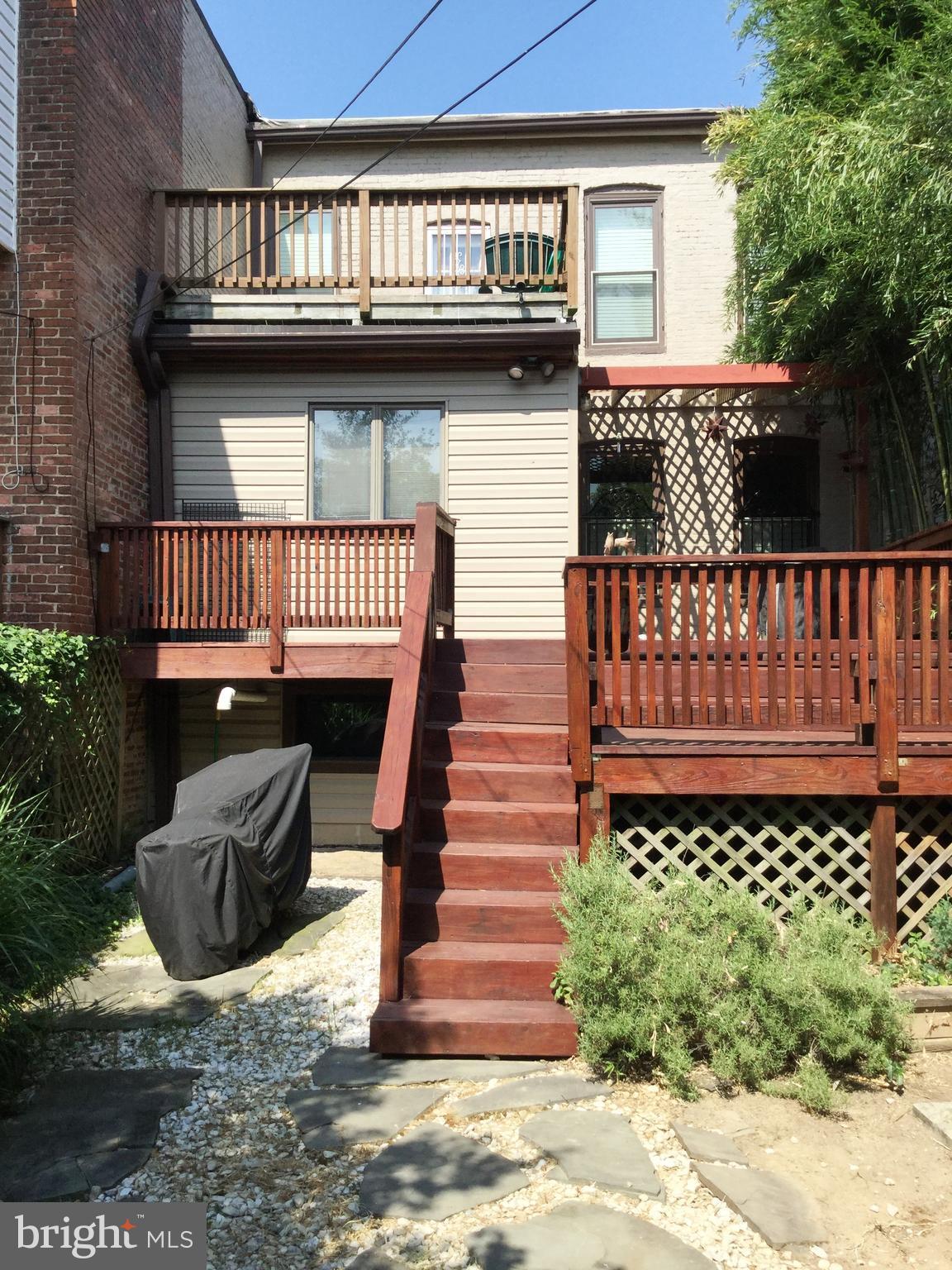 CHARLES VILLAGE - Residential