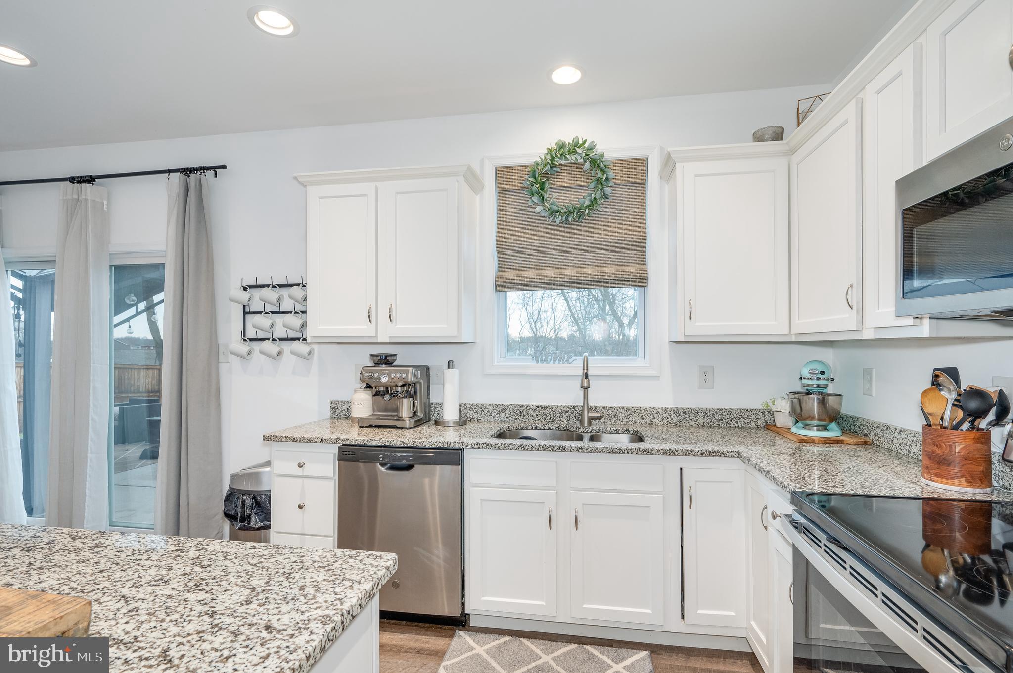 RED HILL - Residential