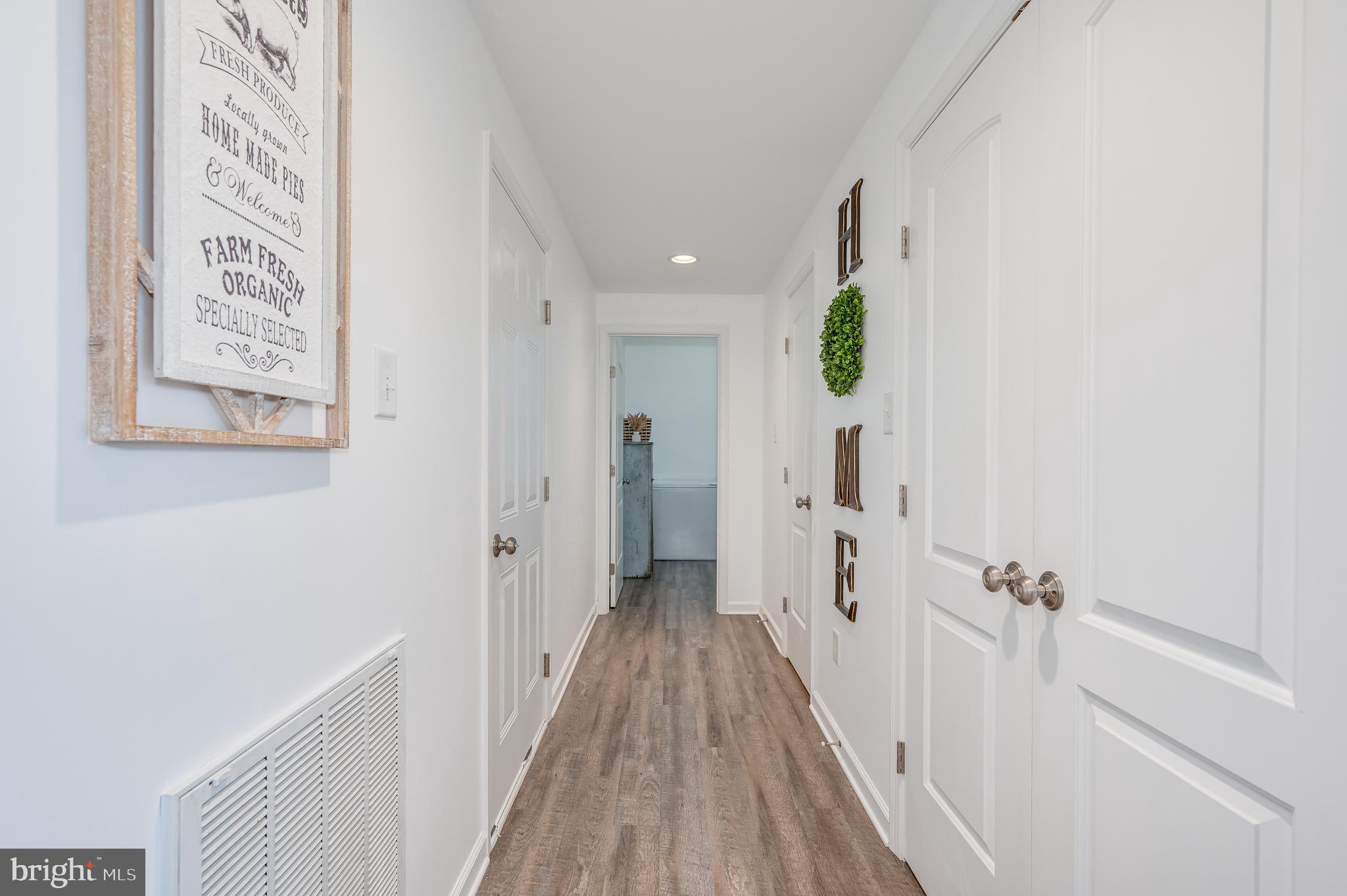 RED HILL - Residential