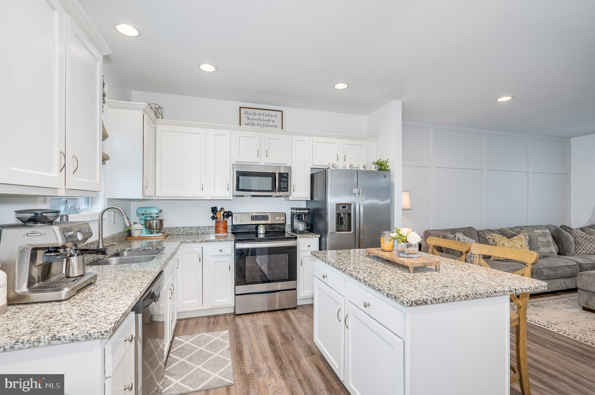 RED HILL - Residential