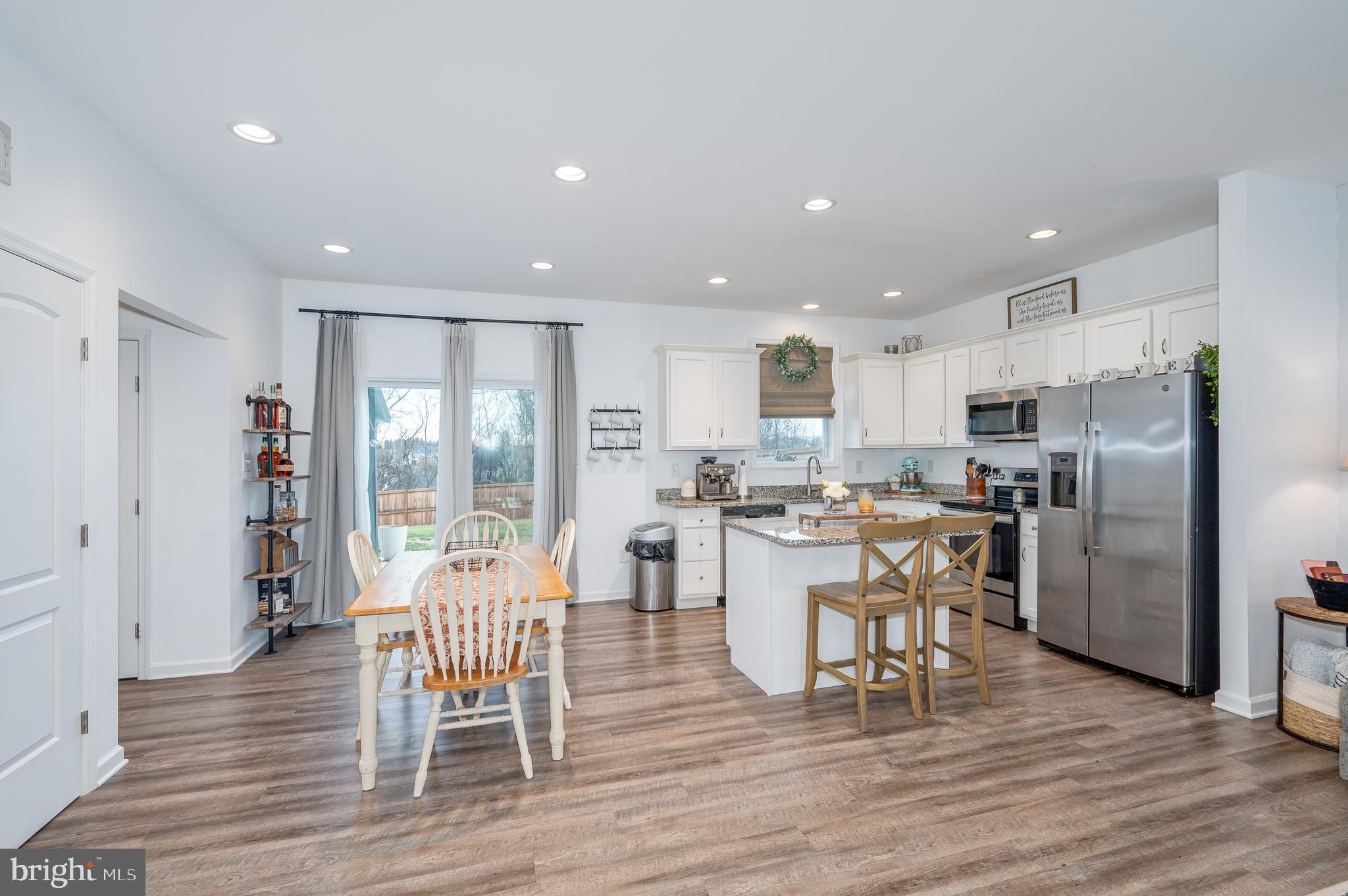 RED HILL - Residential