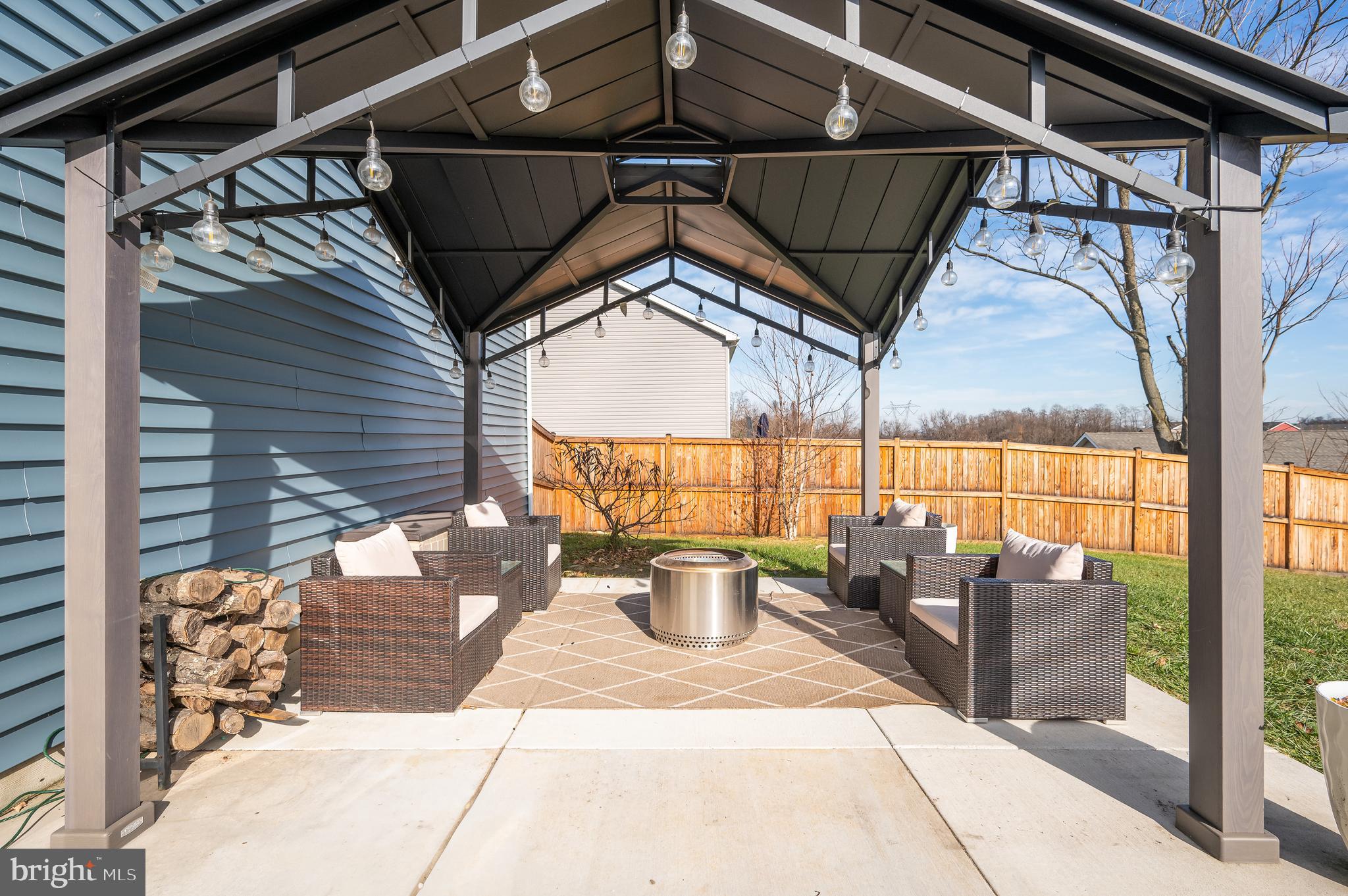 RED HILL - Residential