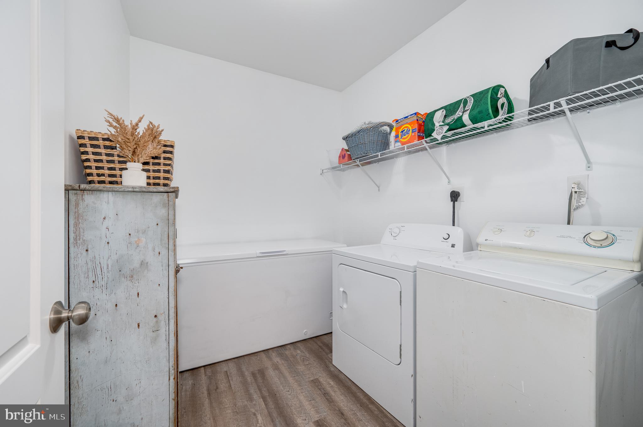 RED HILL - Residential