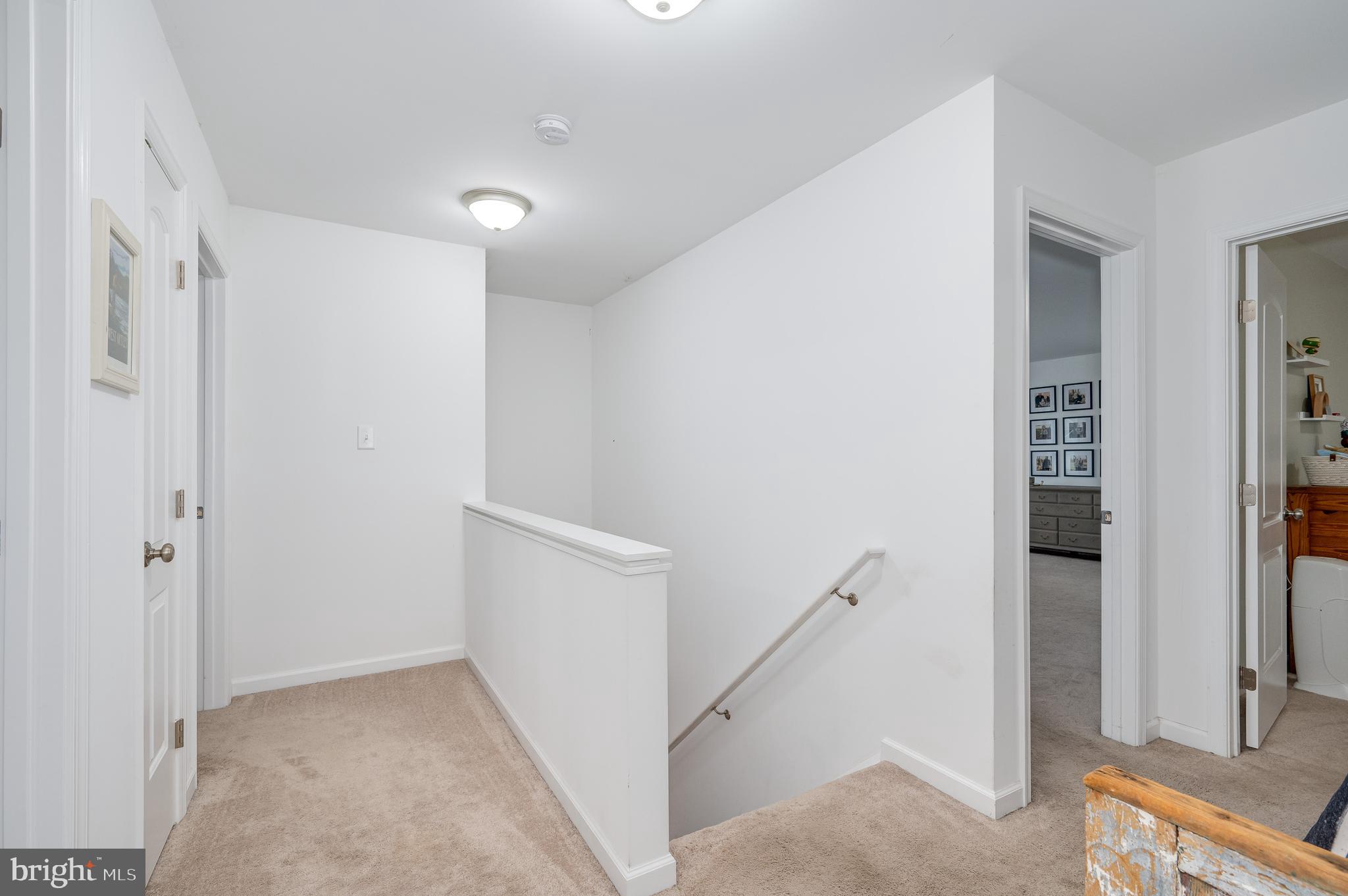 RED HILL - Residential