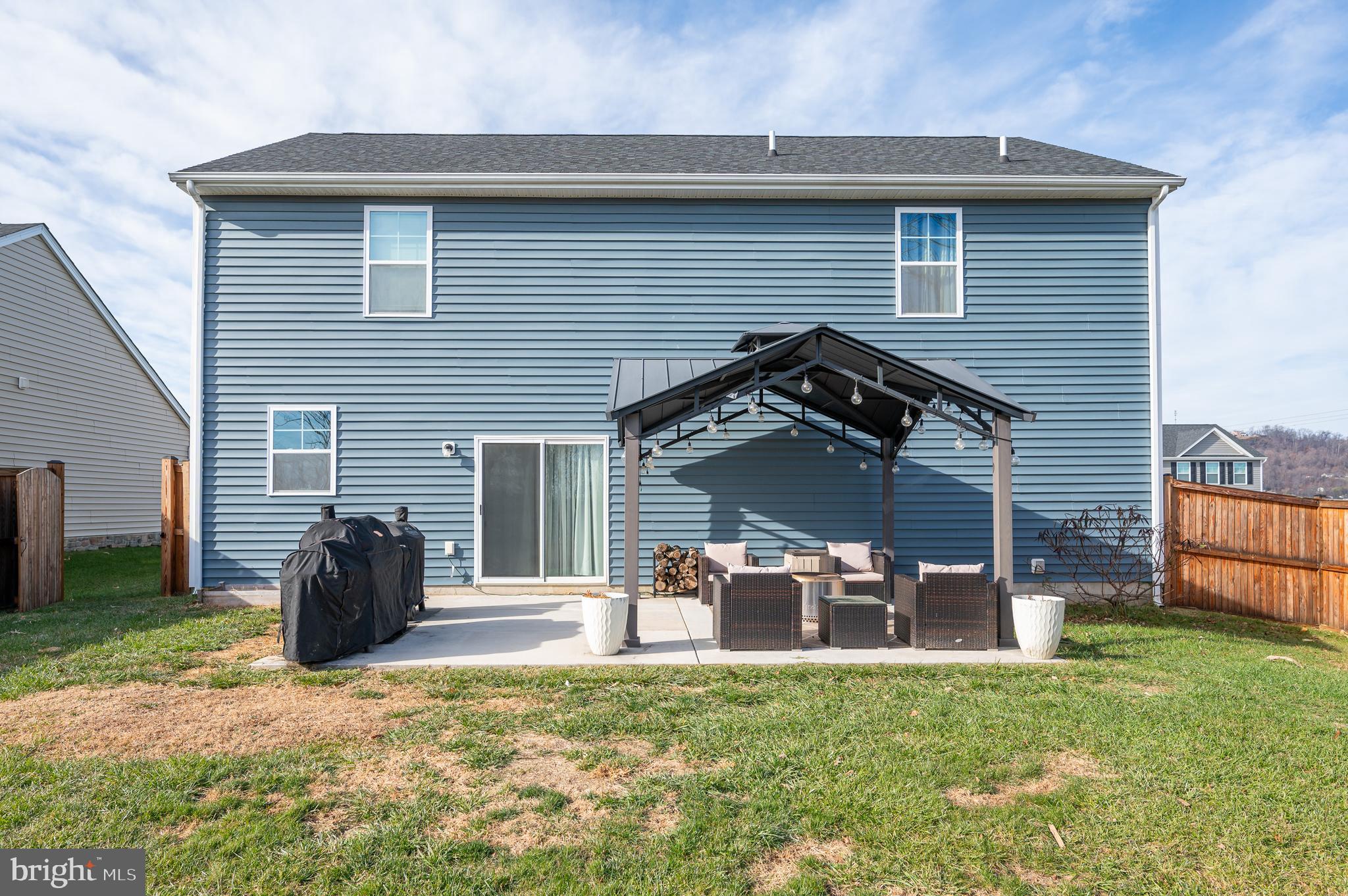 RED HILL - Residential