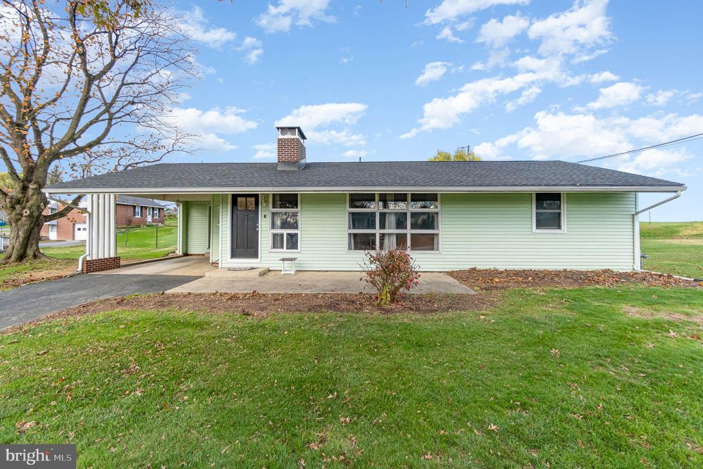 Photo of 2019 OREVILLE RD, LANCASTER, PA 17601 (MLS # PALA2027824)