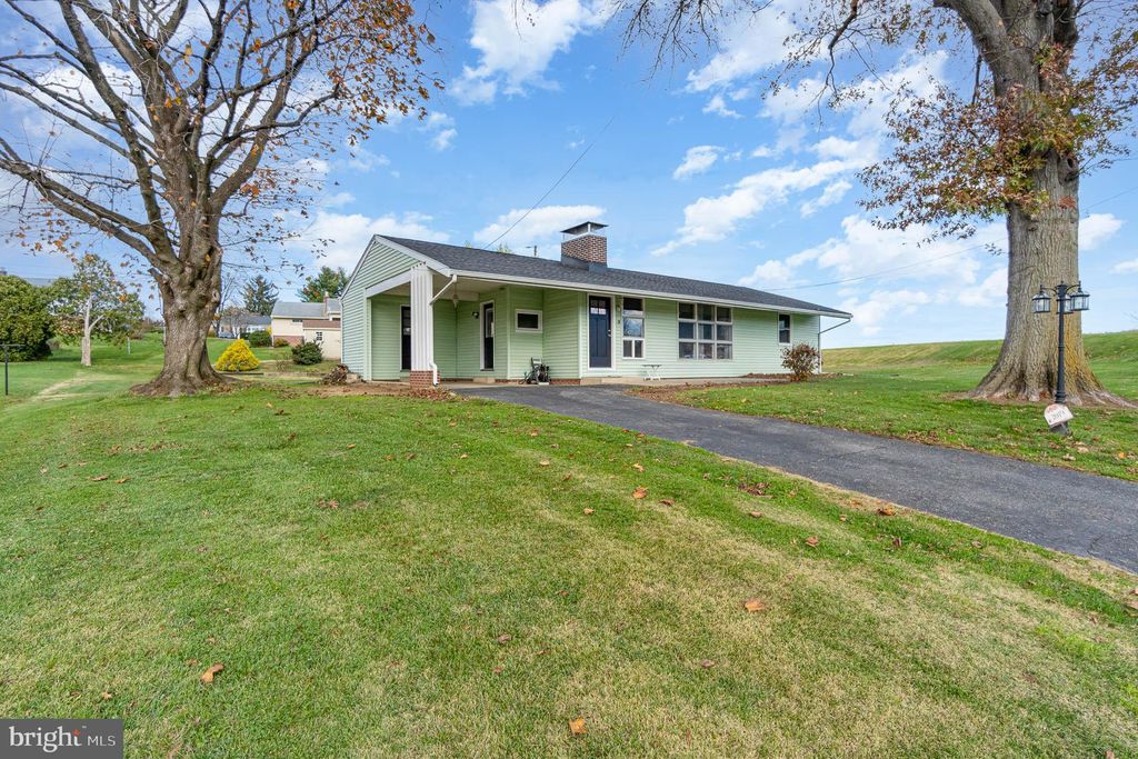 Photo of 2019 OREVILLE RD, LANCASTER, PA 17601 (MLS # PALA2027824)