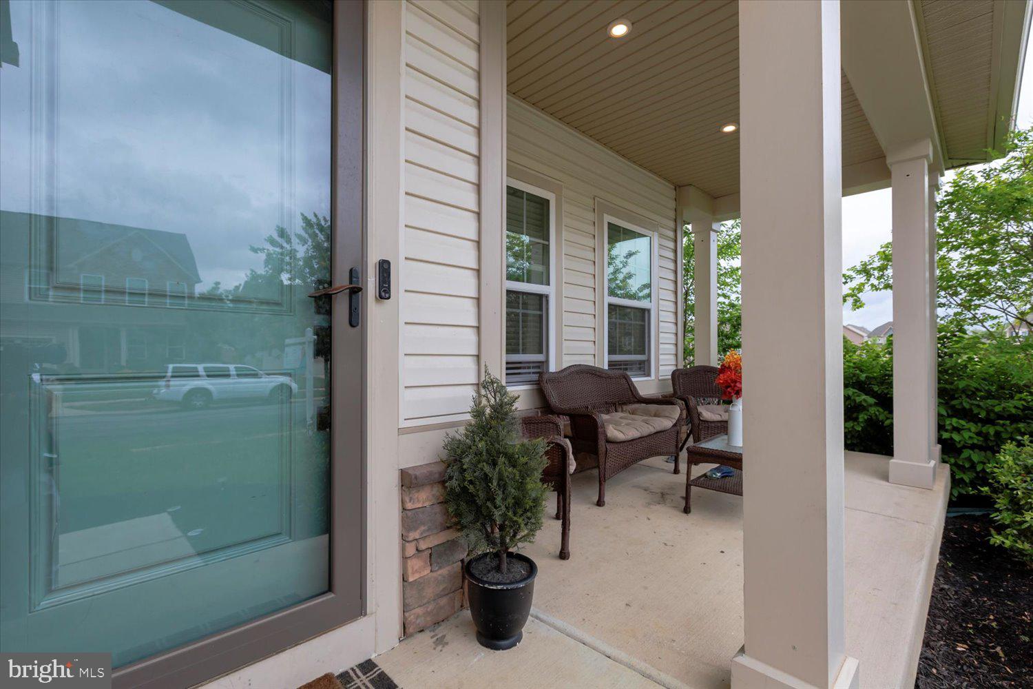 5735 RIVER SHARK LANE
