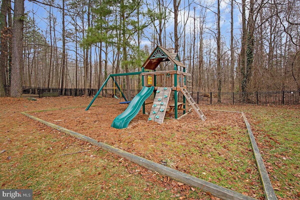 HERON COVE - Residential