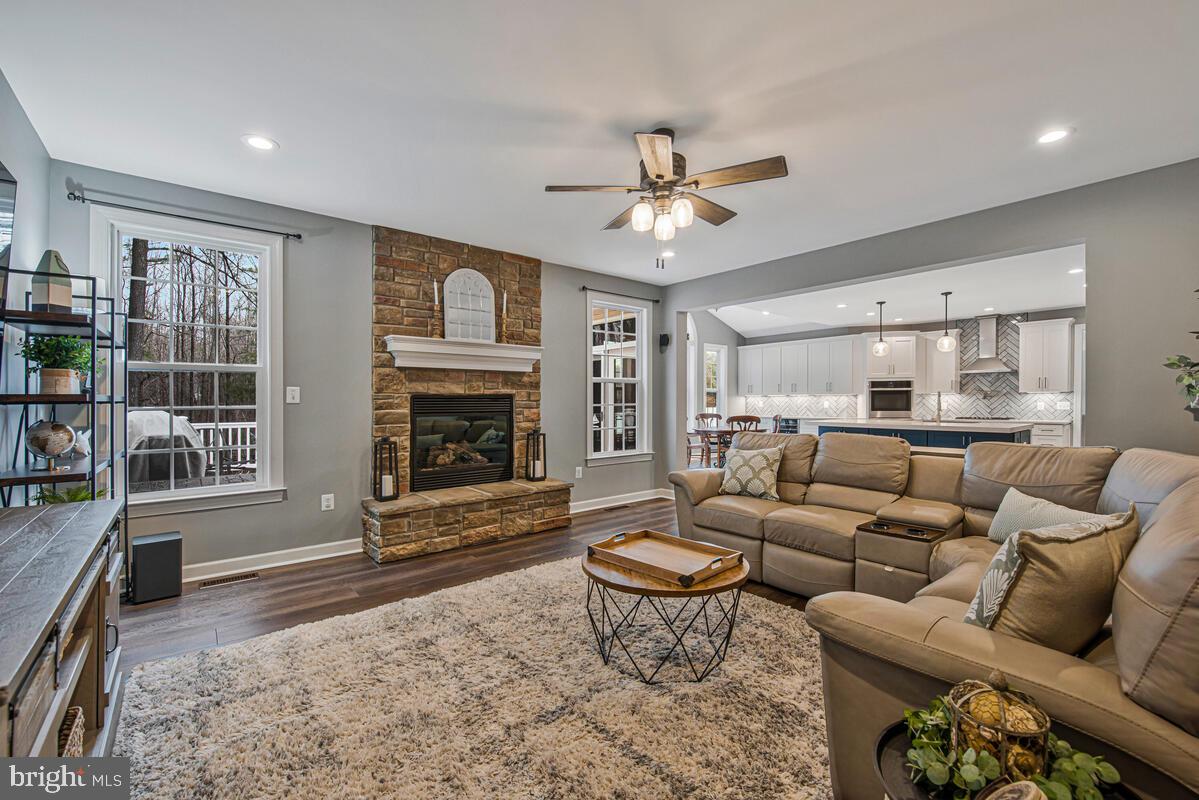 HERON COVE - Residential