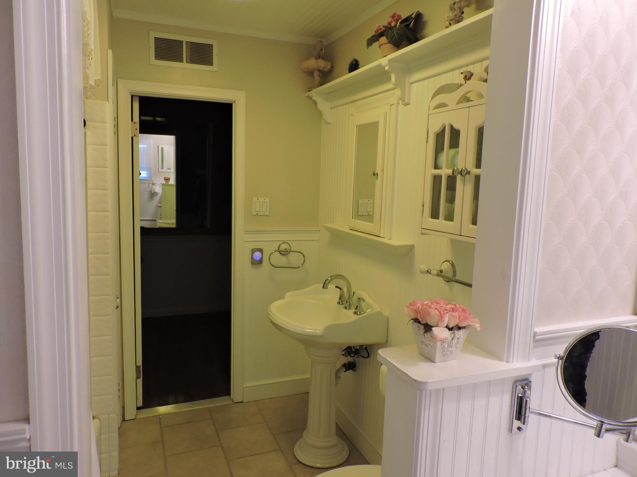 LONG LANE FARMS - Residential