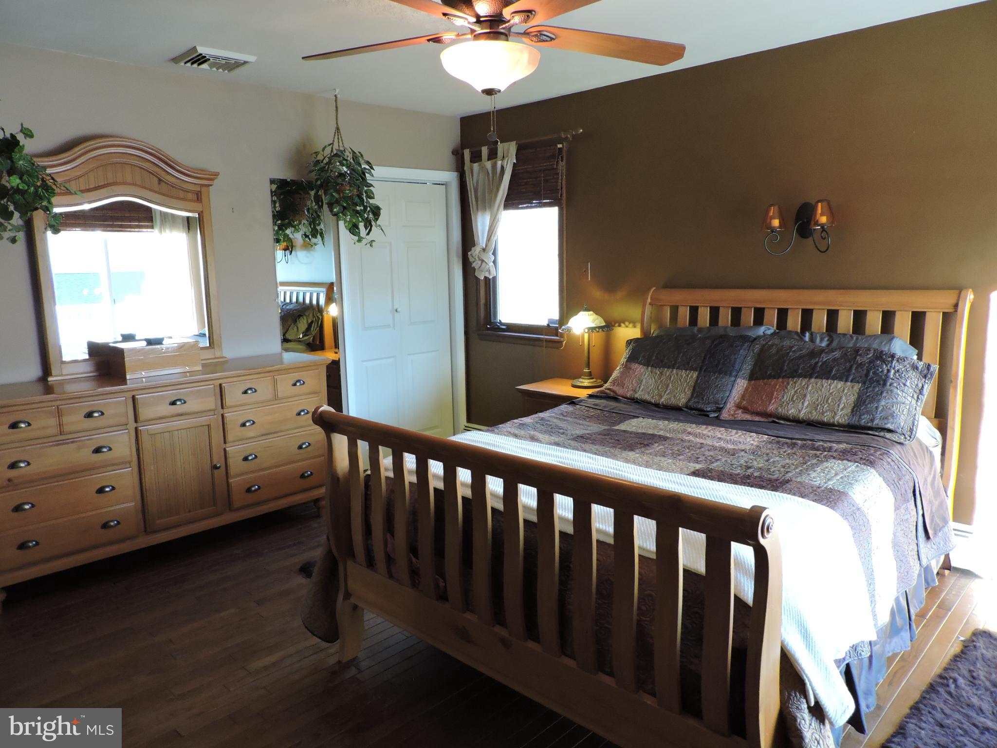 LONG LANE FARMS - Residential