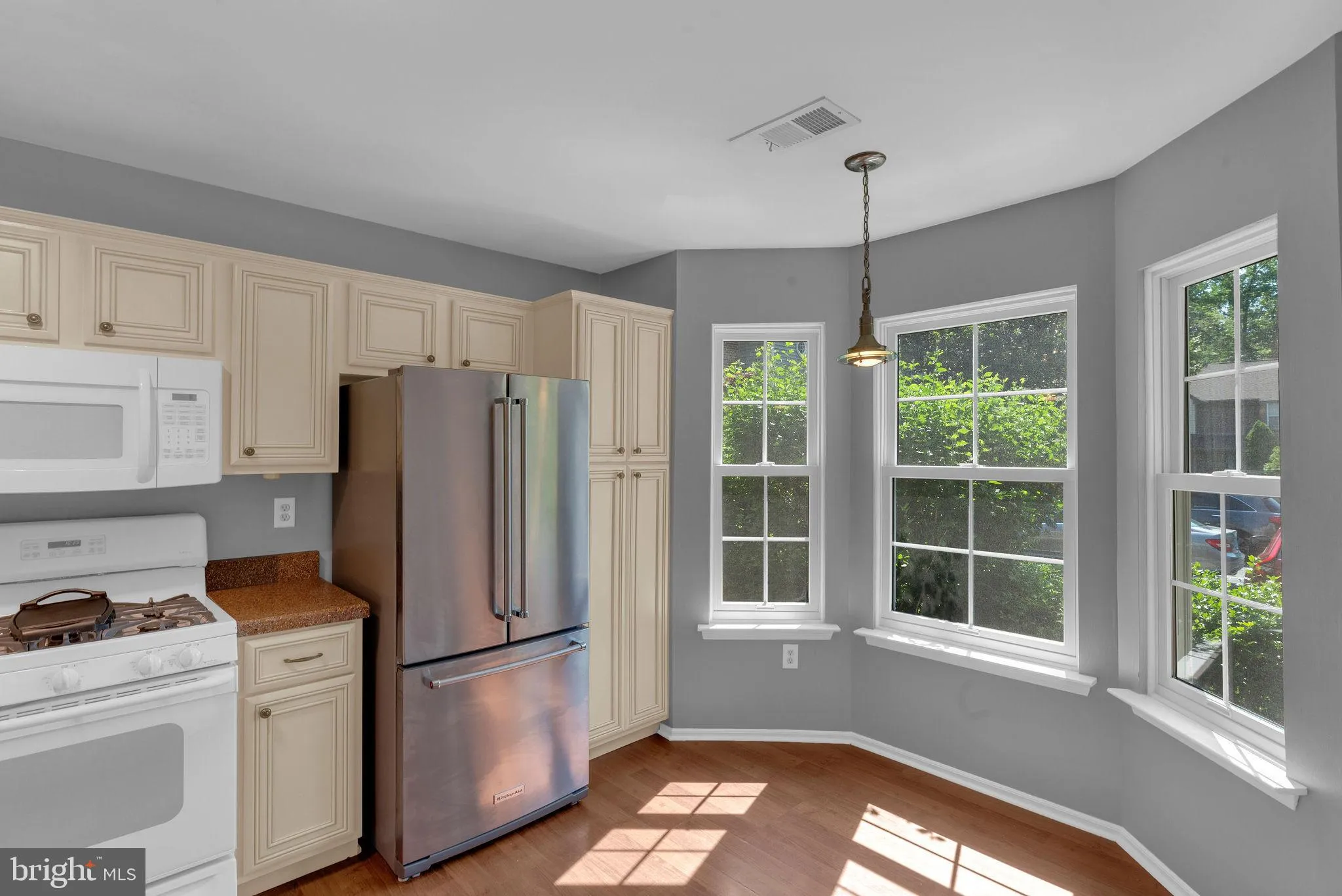 Monmouth Junction, New Jersey 08852, United States, 2 Bedrooms Bedrooms, ,2 BathroomsBathrooms,Residential,Active,164424